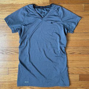Nike Pro Combat Women's Dri-Fit T-Shirt Medium